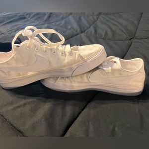 Women’s Canvas Nike Courts